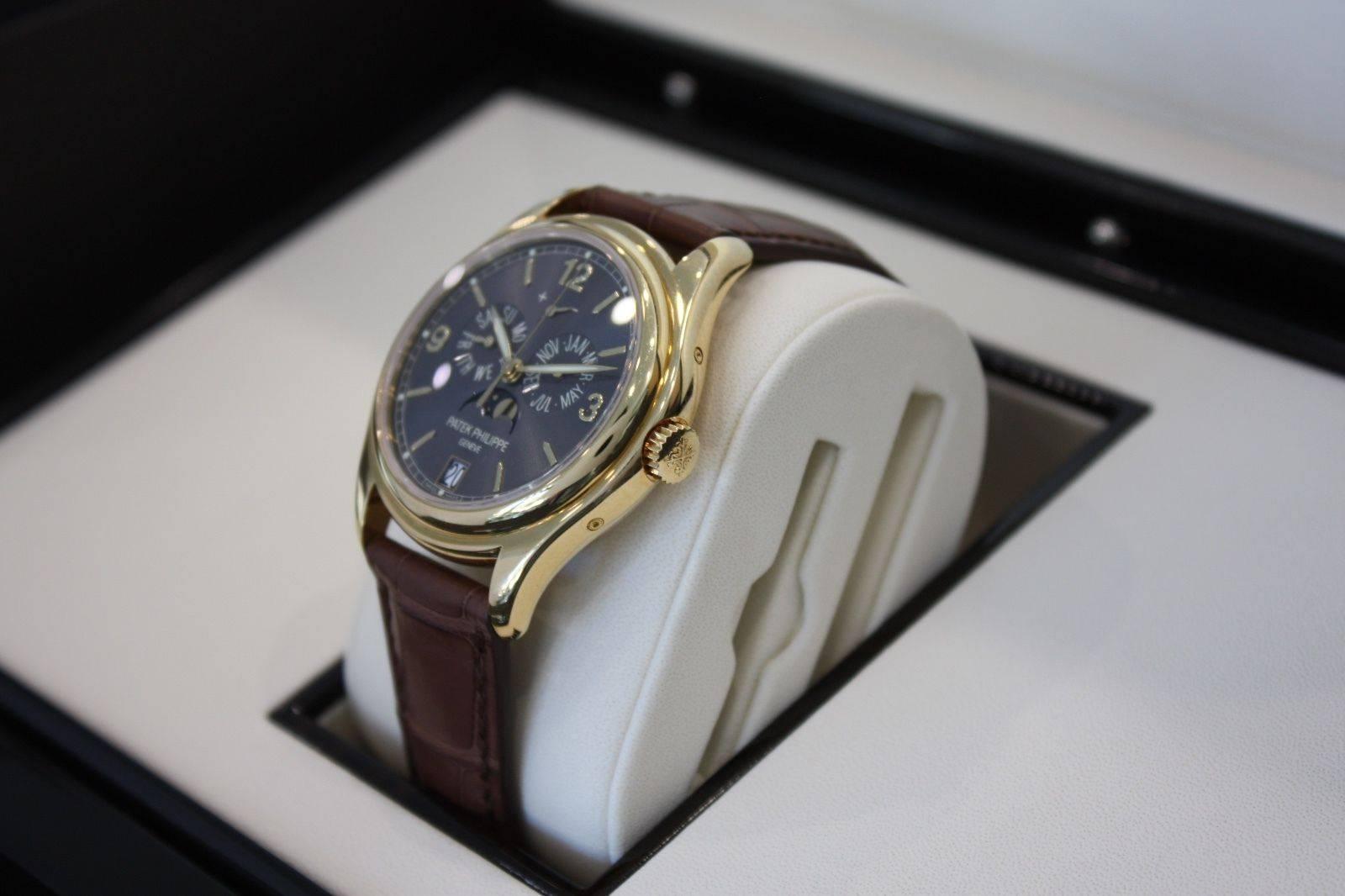 Men's Patek Philippe Yellow Gold Annual Calendar Automatic Wristwatch Ref 5146J-010 