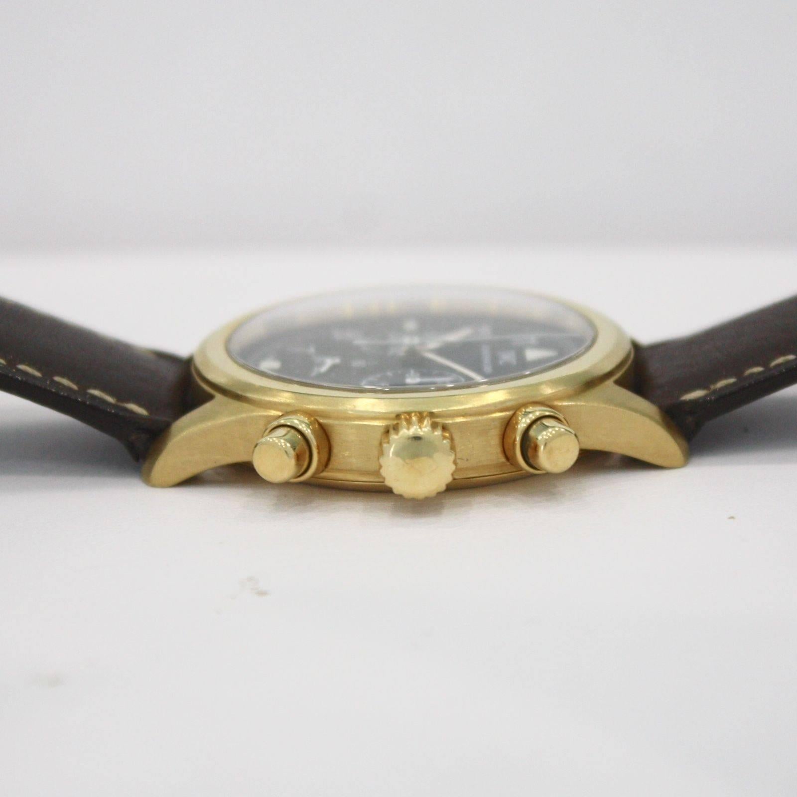 IWC Yellow Gold Pilot's Flieger Chronograph Mecaquartz Wristwatch In Good Condition In Los Angeles, CA