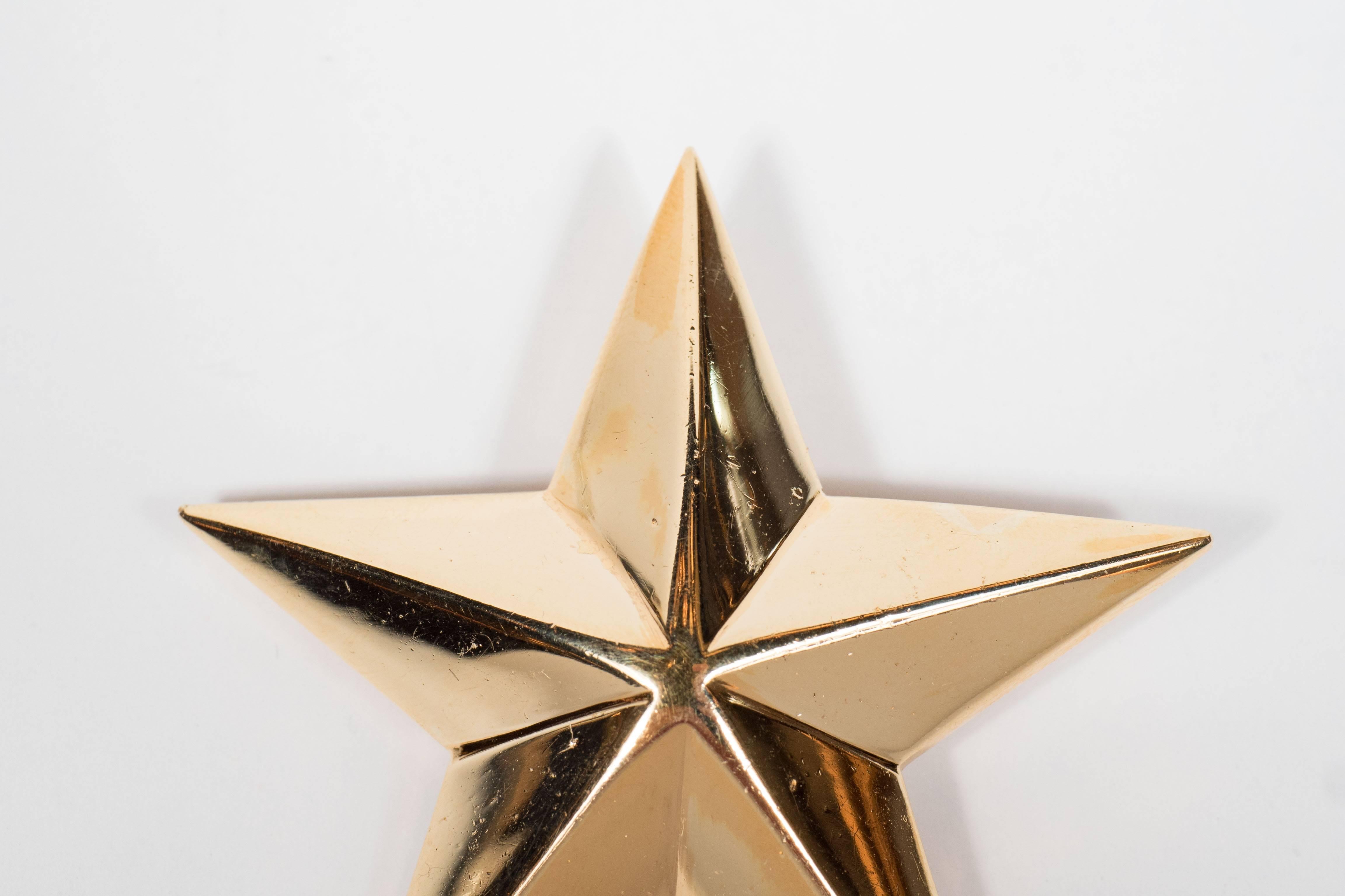 Mid-Century Modernist 18 Karat Gold Star Brooch by Demner In Excellent Condition For Sale In New York, NY