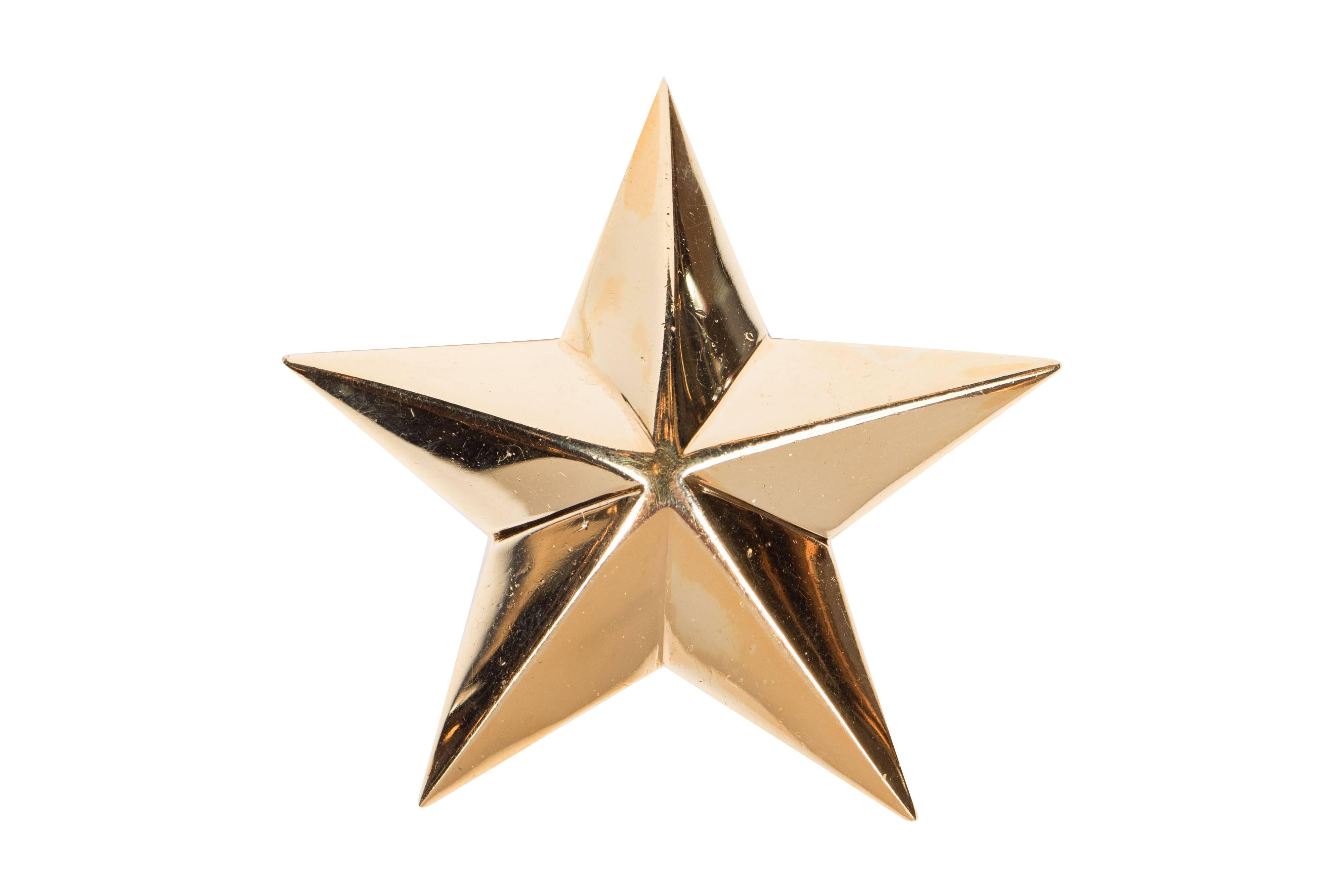 Mid-Century Modernist 18 Karat Gold Star Brooch by Demner In Excellent Condition For Sale In New York, NY