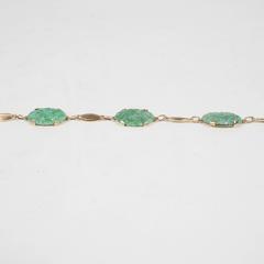 Sophisticated Mid-Century Modernist Carved Jade and Gold Bracelet