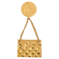 Vintage Chanel Gold-Plated Rue Cambon Quilted Bag Brooch