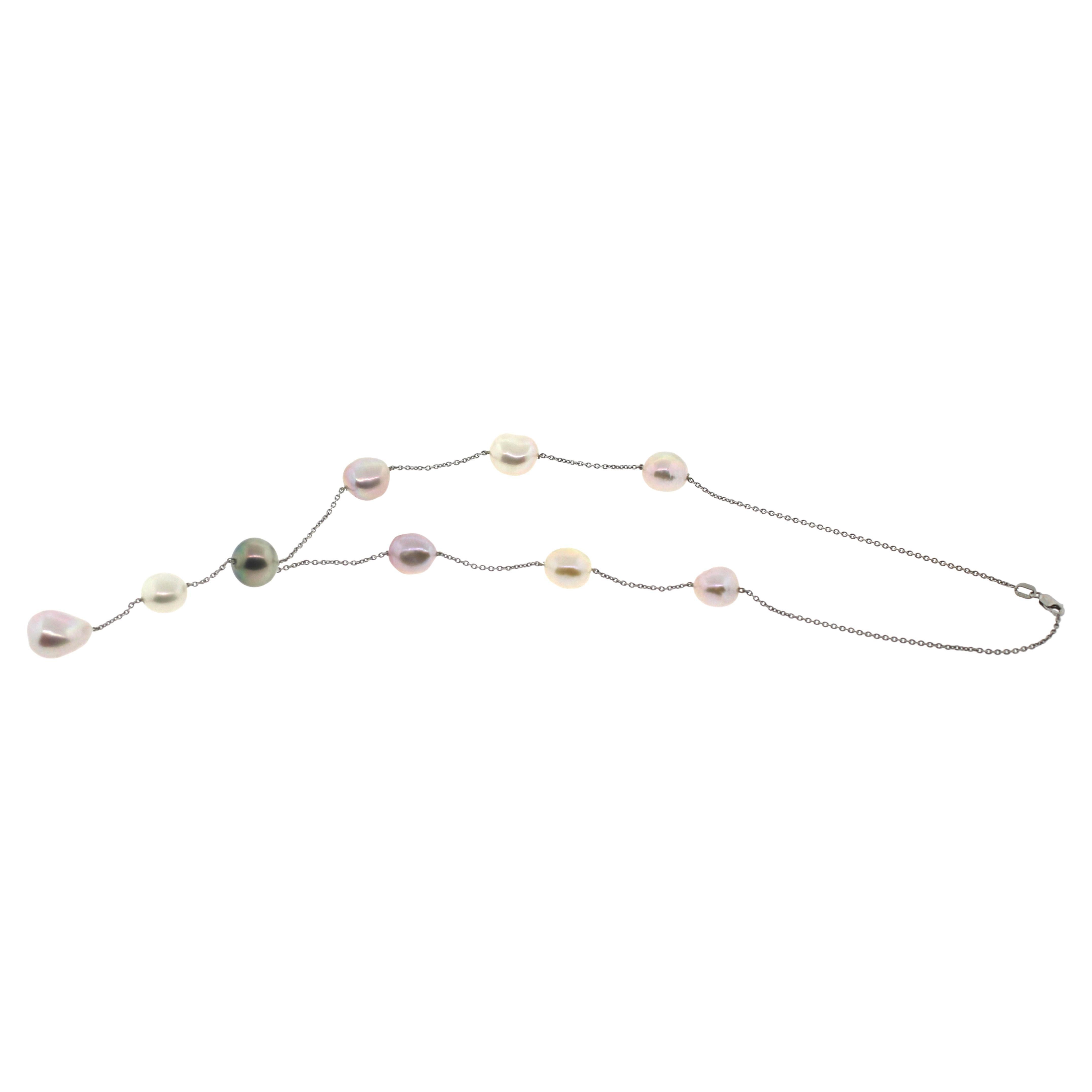 Hakimoto By Jewel Of Ocean Pearl Necklace
18K White Gold Chain With Tahiti and 8 Baroque Pearl
23.2 Grams
17