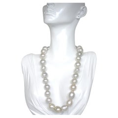 Vintage Hakimoto 15x14 mm White South Sea Baroque Pearl Necklace 18K Diamond Clasp