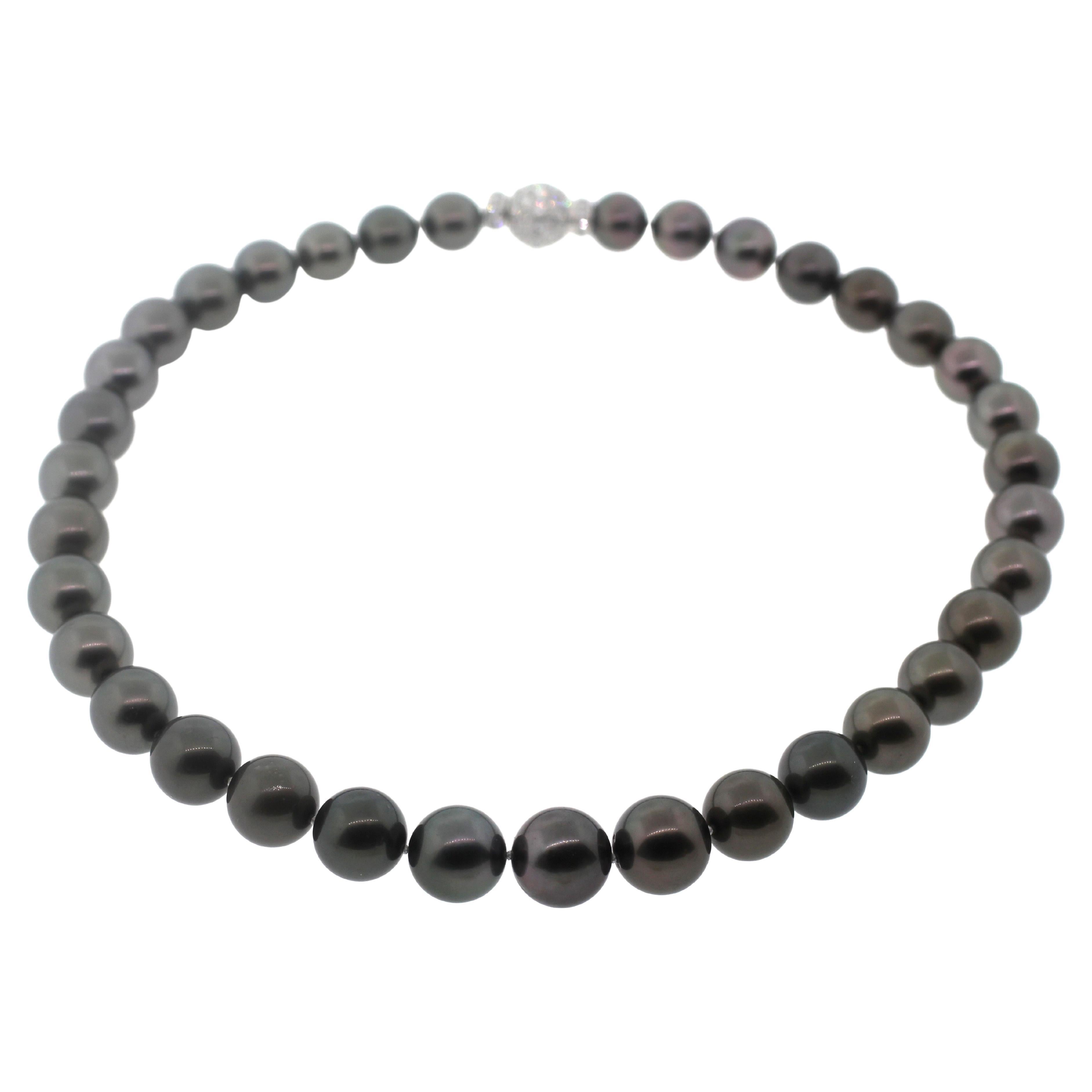 Hakimoto 18K White Gold 13x10 mm Tahitian Pearl Necklace Full Diamonds Clasp