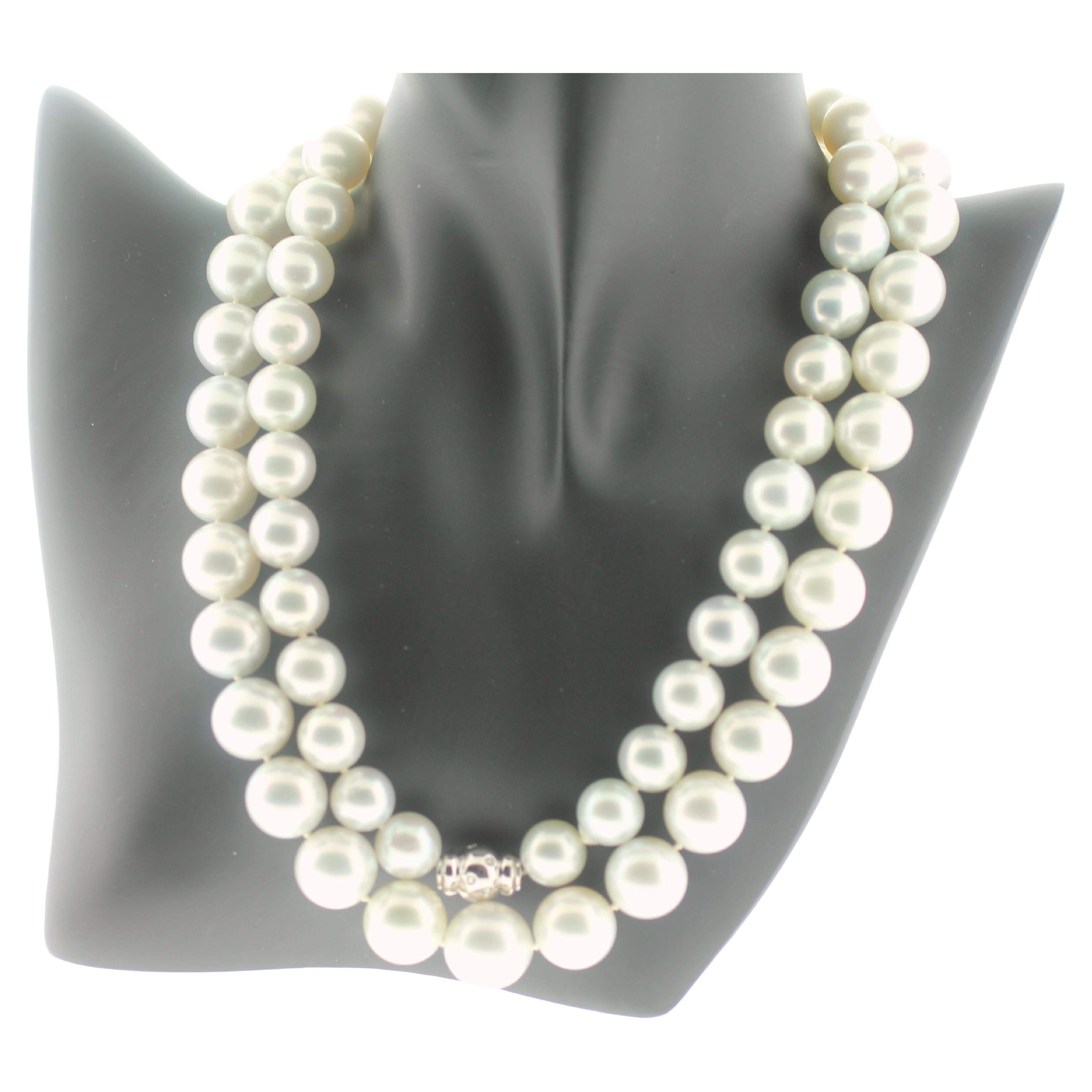 Hakimoto By Jewel Of Ocean 18K South Sea Strand Necklace
18K White Gold  With Diamond Clasp
Weight (g): 214
Cultured South Sea Pearl 
Pearl Size: 15X11mm 
Pearl Shape: Round 
Body color: White 
Orient: Very Good
Luster: Very Good 
Surface: 