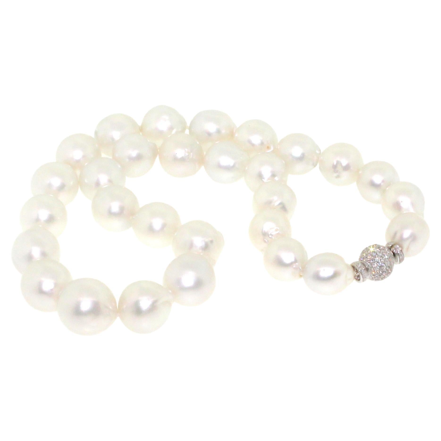 Bead Hakimoto 17.8x13mm South Sea Baroque Pearl Necklace 18K 1.75 Carts Diamond Clasp For Sale