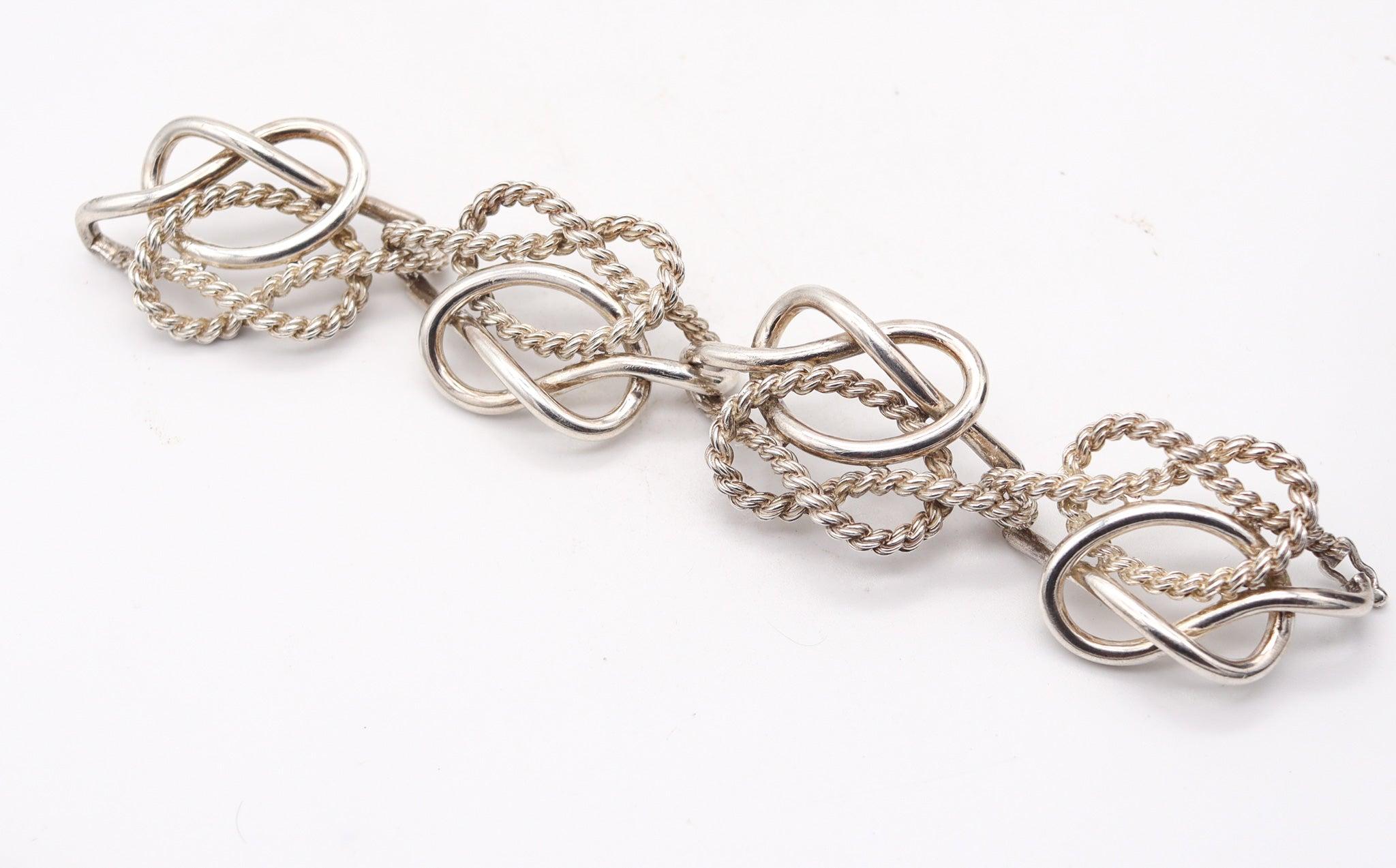HERMES Paris 1970 Bracciale Vintage con Nodi Equestri in Argento massiccio 925 In condizioni ottime in vendita a Miami, FL