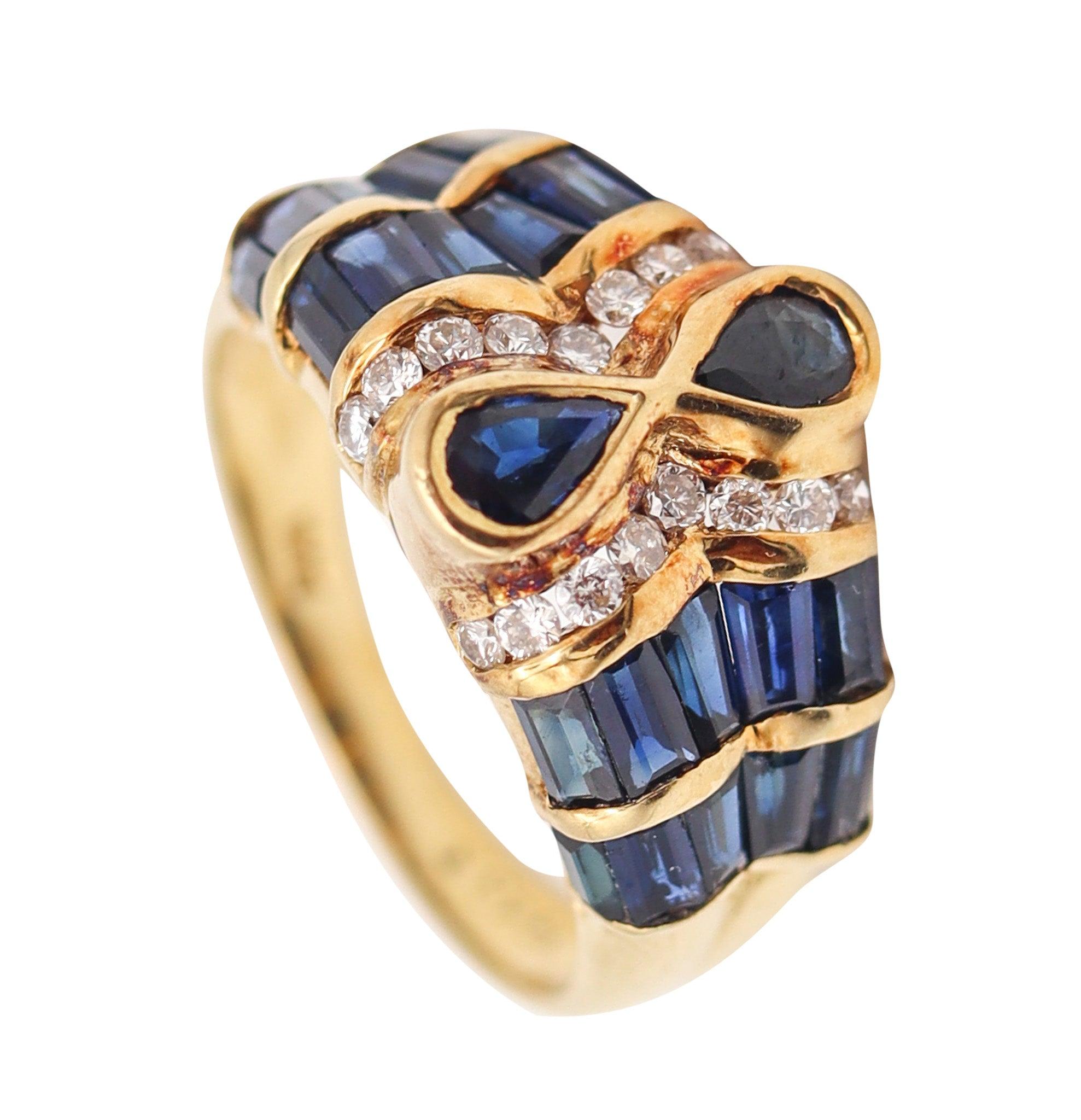 Oscar Heyman Bague de cocktail en or jaune 18Kt avec saphirs et diamants en vente