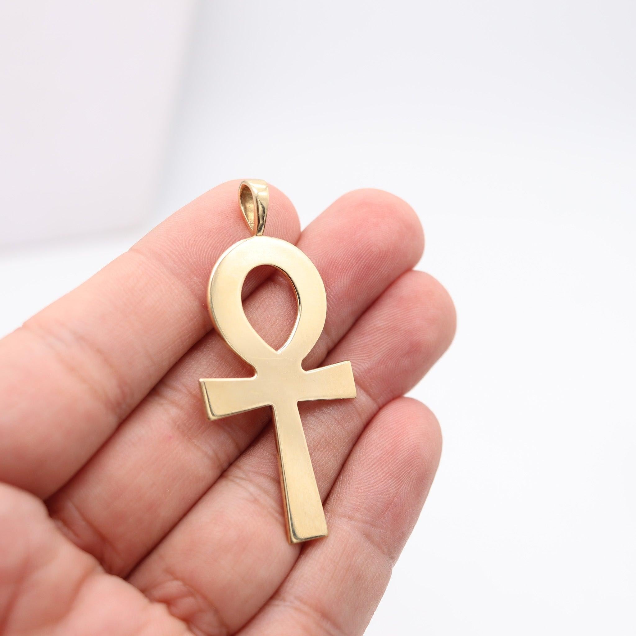CARTIER Pendentif Croix Ankh égyptienne Vintage 1970 en or jaune massif 18Kt en vente 1