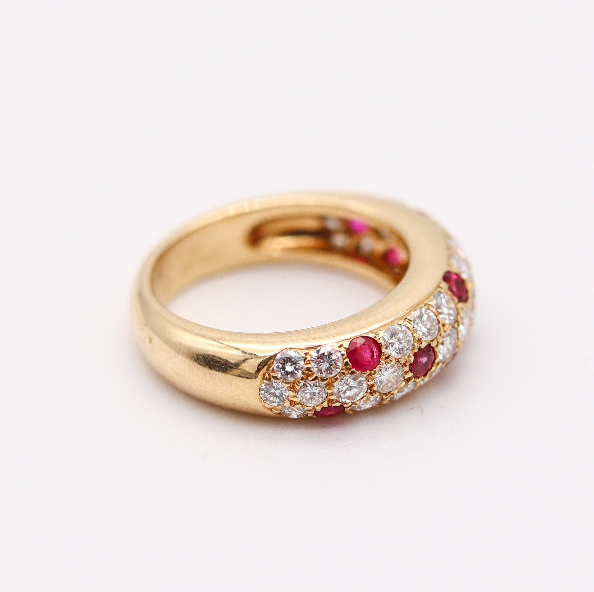 Donna Anello Cartier Paris Mimi in oro 18Kt con 2,36 carati di rubini e diamanti in vendita