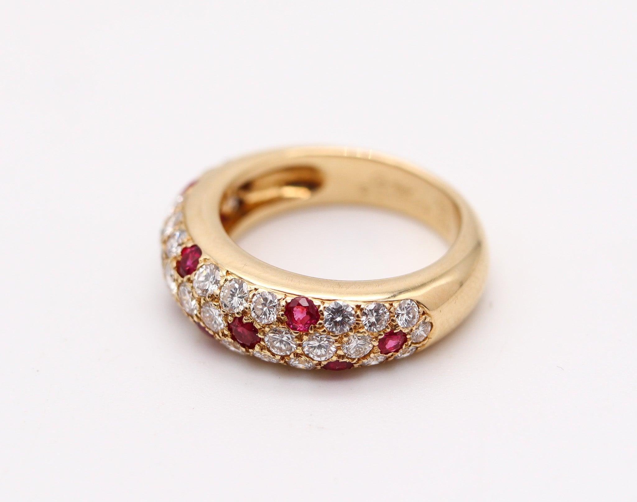 Anello Cartier Paris Mimi in oro 18Kt con 2,36 carati di rubini e diamanti in vendita 1