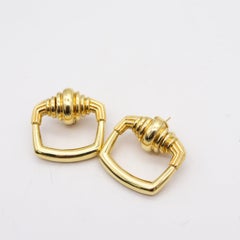 CARTIER 1971 Von Aldo Cipullo – „Door Knocker“-Ohrringe aus massivem 18-Karat-Gelbgold