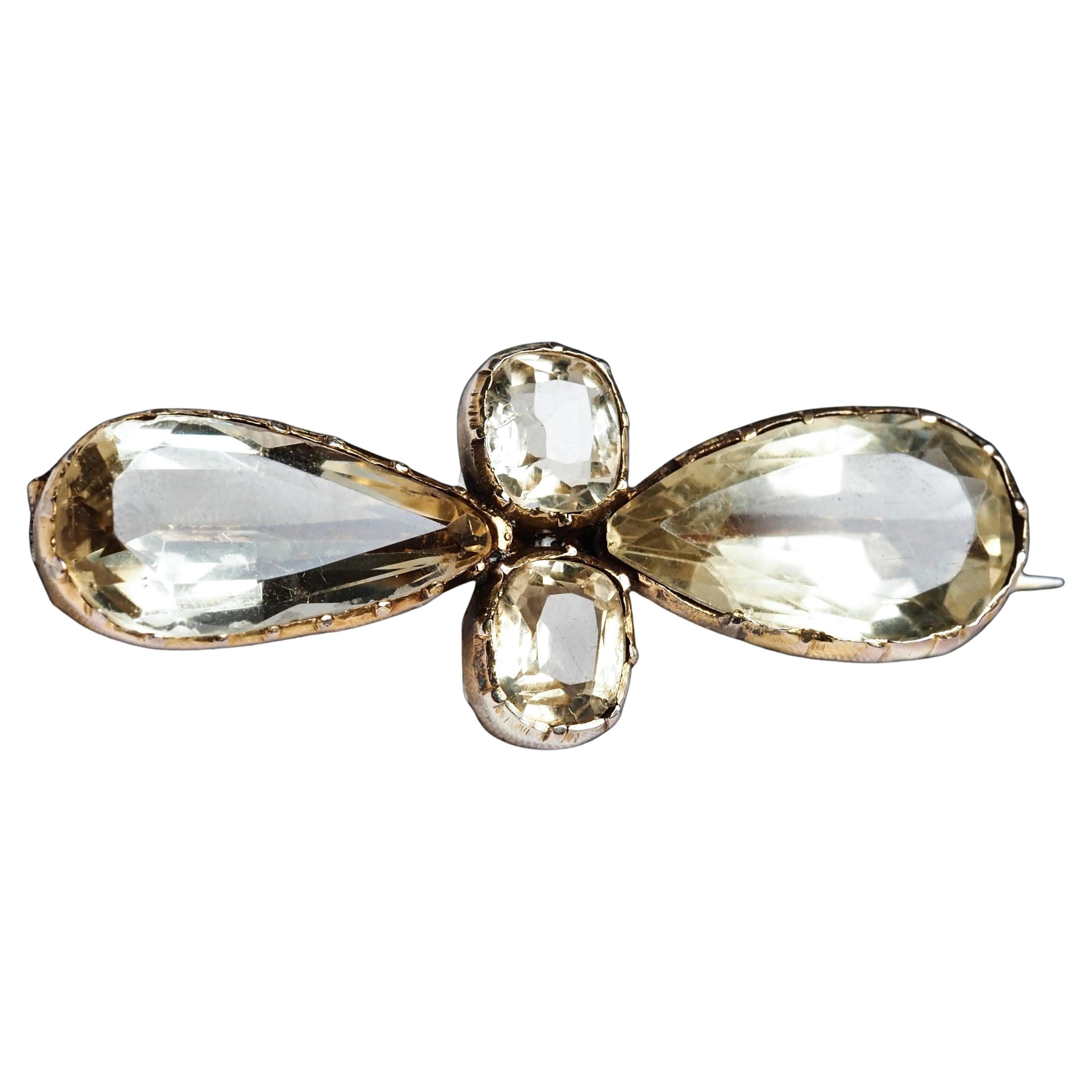 Antike Citrin-Brosche 12K Gold Quatrefoil Style Design - 19. c. im Angebot