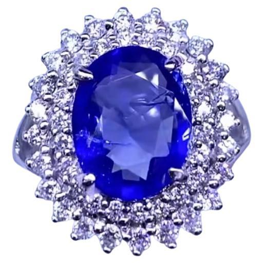 AIG Certified  Unheated 3.65  Carat Ceylon Sapphire Diamonds 18k Gold Ring For Sale