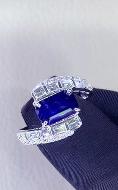 18 Karat Goldring mit AIG-zertifiziertem 3,45 Karat Ceylon-Saphir und 1,50 Karat Diamanten