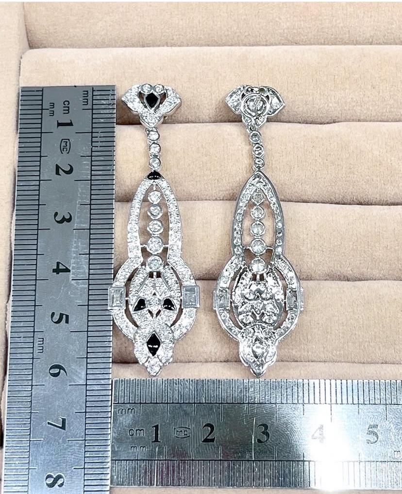 Lampadario in oro 18K con diamanti naturali da 3,40 carati  Orecchini In condizioni Nuovo in vendita a Massafra, IT
