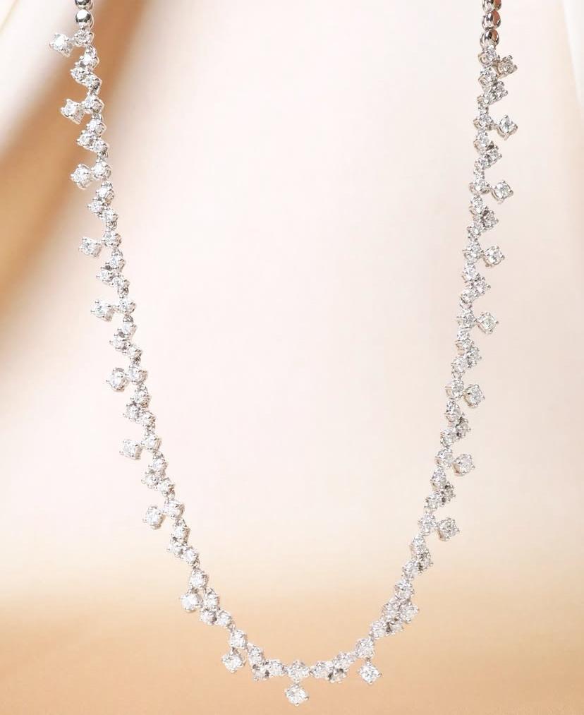 Mixed Cut 4.00 Carats Mixed Shape Diamonds 18K Gold Necklace For Sale