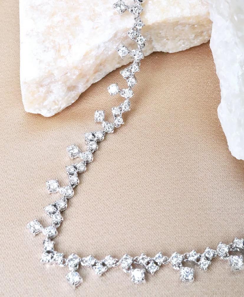 4.00 Carats Mixed Shape Diamonds 18K Gold Necklace In New Condition For Sale In Massafra, IT