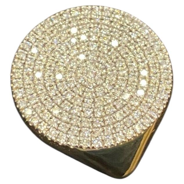 IGI Certified 1.62 Carat F/VS1 Round Brilliant Diamonds Men’s Ring In 18K Gold