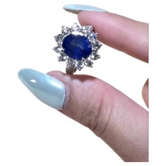 3.50 Ct Ceylon Sapphire & Diamonds 18K Gold Ring