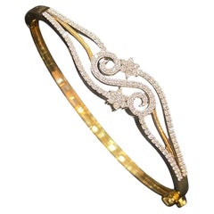 1.21 Carats F/VS1 Round Brilliant Diamonds Pavé Bracelet in 14K Yellow Gold
