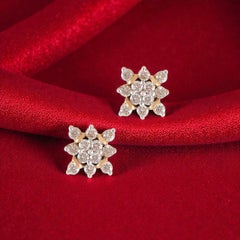 0.98 Carats F/VS1 Round Brilliant Diamonds Pavé Stud Earrings in 14K Yellow Gold