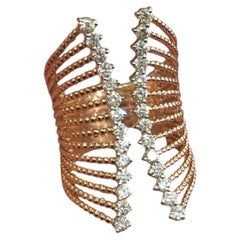0.92 Carats F/VS1 Round Brilliant Diamonds Statement Ring in Fine 14K Rose Gold