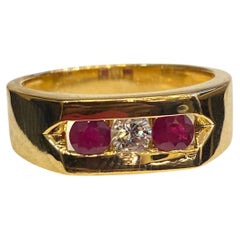 0.70 Cts Round Brilliant F/VS1 Diamonds Channel Set Ruby Men's Ring In 18K Gold