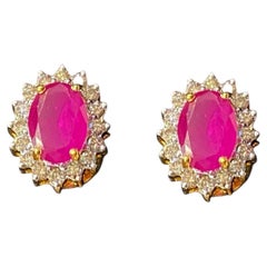 Pave 1.50 Cts Round Brilliant F/VS1 Diamonds Ruby Stud Earrings 18K Yellow Gold