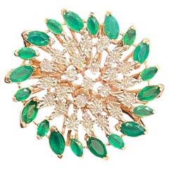 Classy 0.40 Cts Round Brilliant F/VS1 Diamonds Emerald Cocktail Ring In 14K Gold