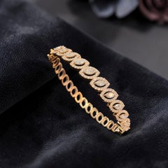 Pavé 2.30 Cts Marquise Round F/VS1 Diamonds Halo Statement Bracelet In 14K Gold