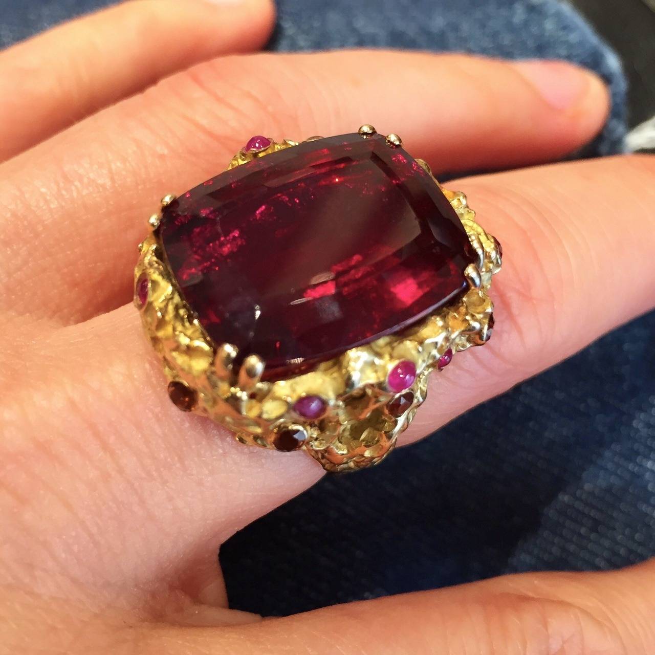 Chaumet Paris Rubellite Gold Ring In Excellent Condition In New York, NY