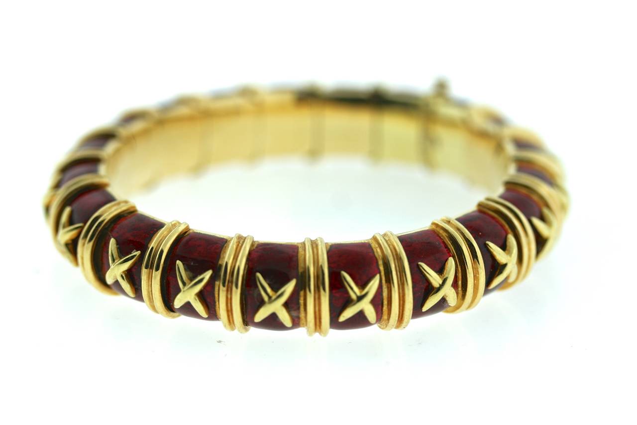 Tiffany & Co. Schlumberger Red Enamel Gold Bangles In Excellent Condition In New York, NY