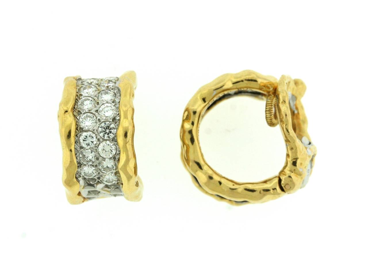 Van Cleef & Arpels Paris Diamond Gold Hoop Ear Clips In Excellent Condition For Sale In New York, NY