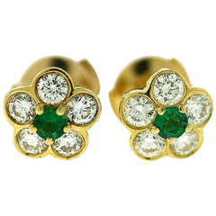 Van Cleef & Arpels Emerald Diamond Gold Floral Motif Earrings
