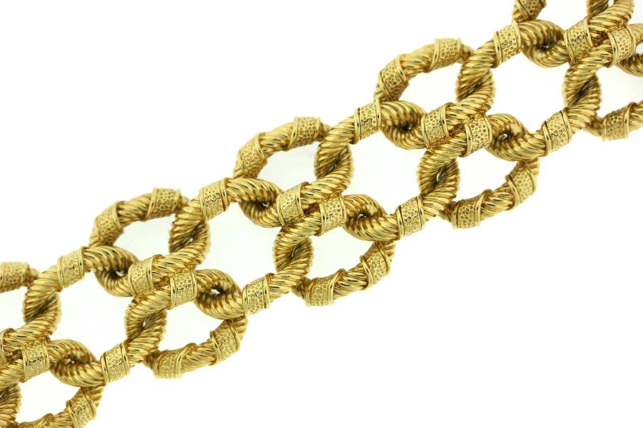 Women's Van Cleef & Arpels Textured Gold Link Bracelet