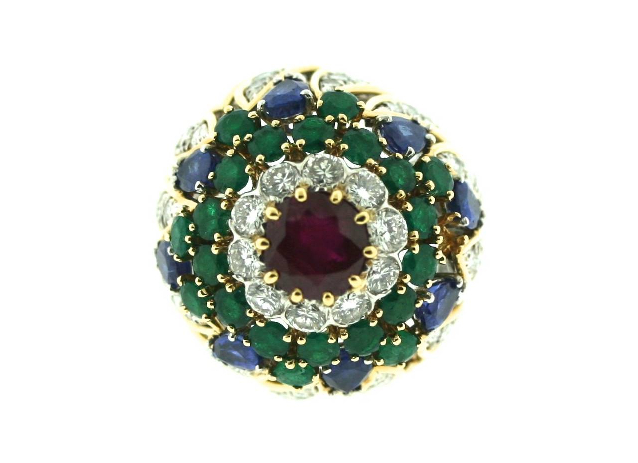 David Webb 1960s Gemstone Gold Bombe Cocktail Ring In Excellent Condition In New York, NY