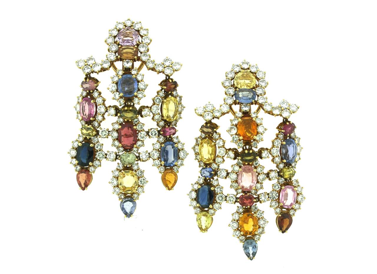Women's A Pair of Glamorous Sapphire and Diamond Chandelier Earrings