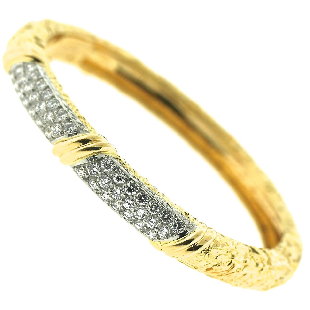 1970s Van Cleef & Arpels Diamond Gold Hinged Bangle Bracelet
