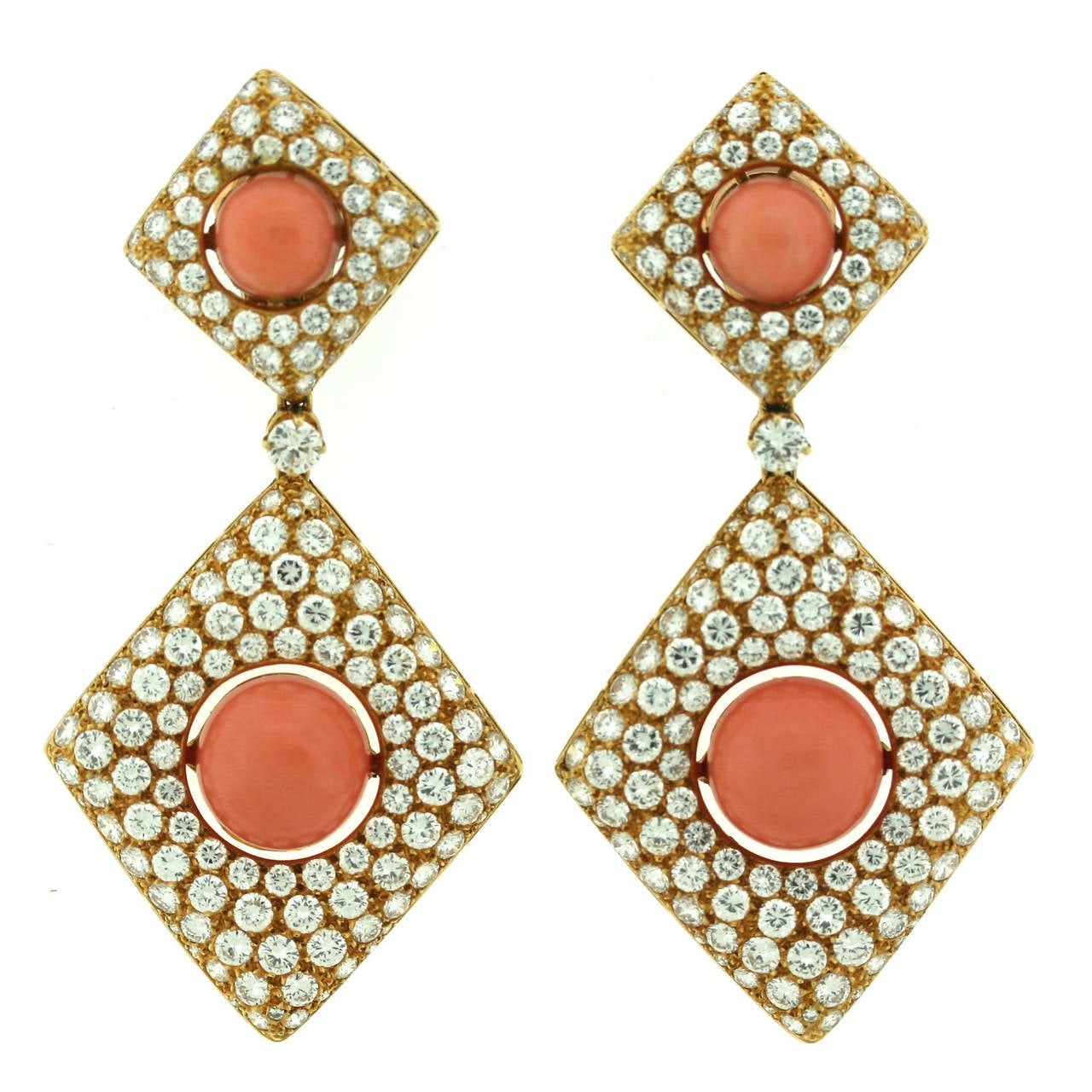 An Important Pair of Van Cleef & Arpels Coral and Diamond Earrings For Sale