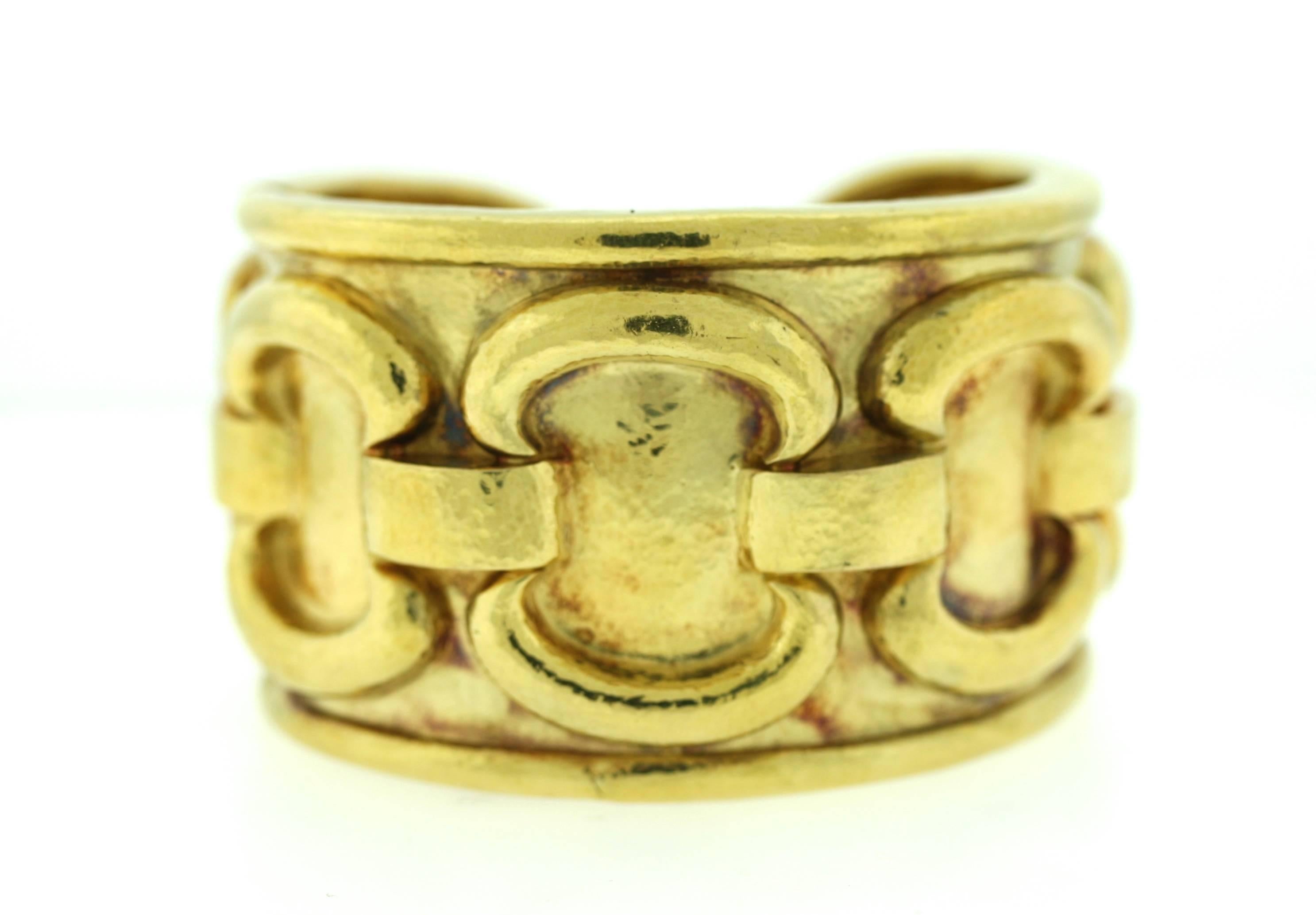 David Webb Hammered Gold Chain Cuff Bracelet In Excellent Condition In New York, NY