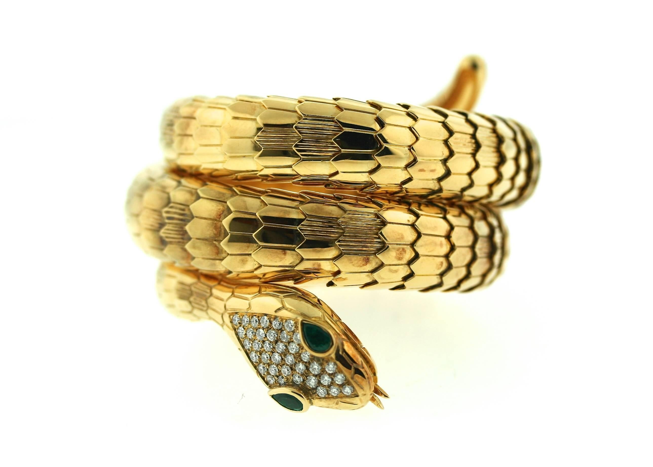 1970s Illario Emerald Diamond Gold Serpent Bracelet 1