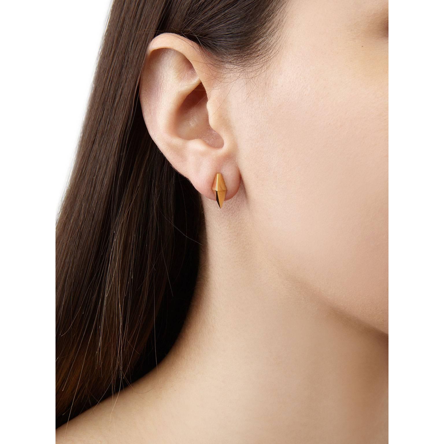 Contemporary Geometric 18 Karat Gold Thorn Pyramid Stud Earrings For Sale
