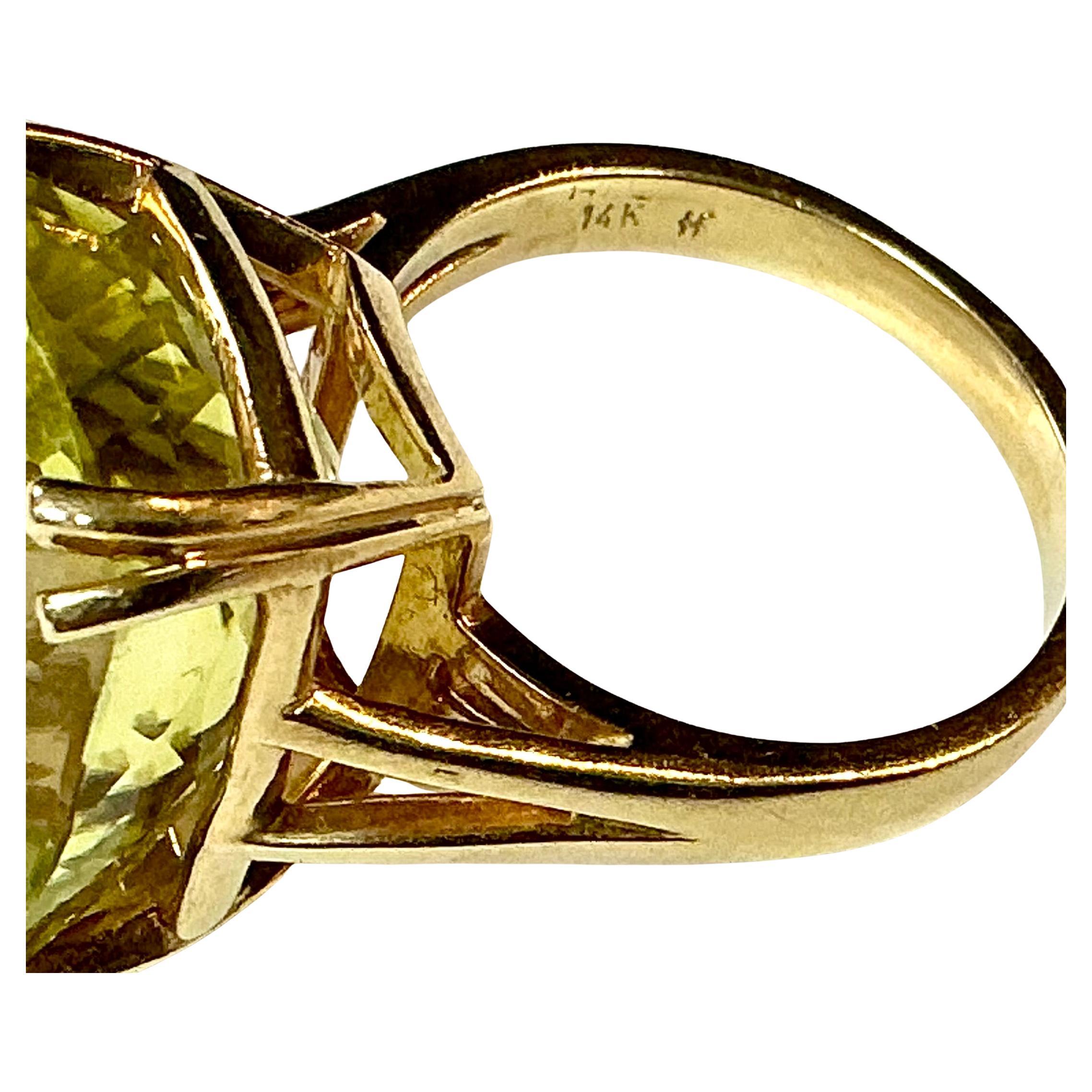 Modern 14K Yellow Gold Citrine Cocktail Ring For Sale