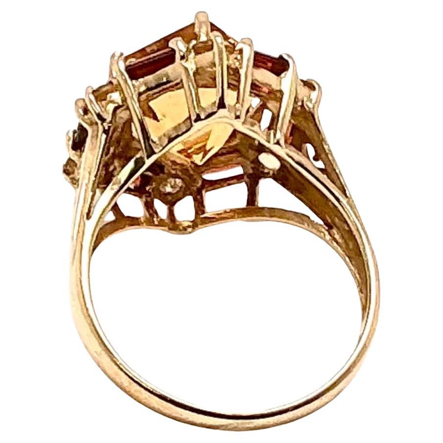 10K Yellow Gold Citrine Ring In Good Condition For Sale In Bradenton, FL