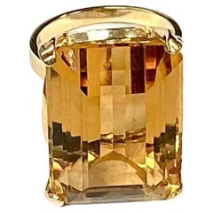 Bague en or jaune 14 carats avec citrine taille émeraude de 15 carats