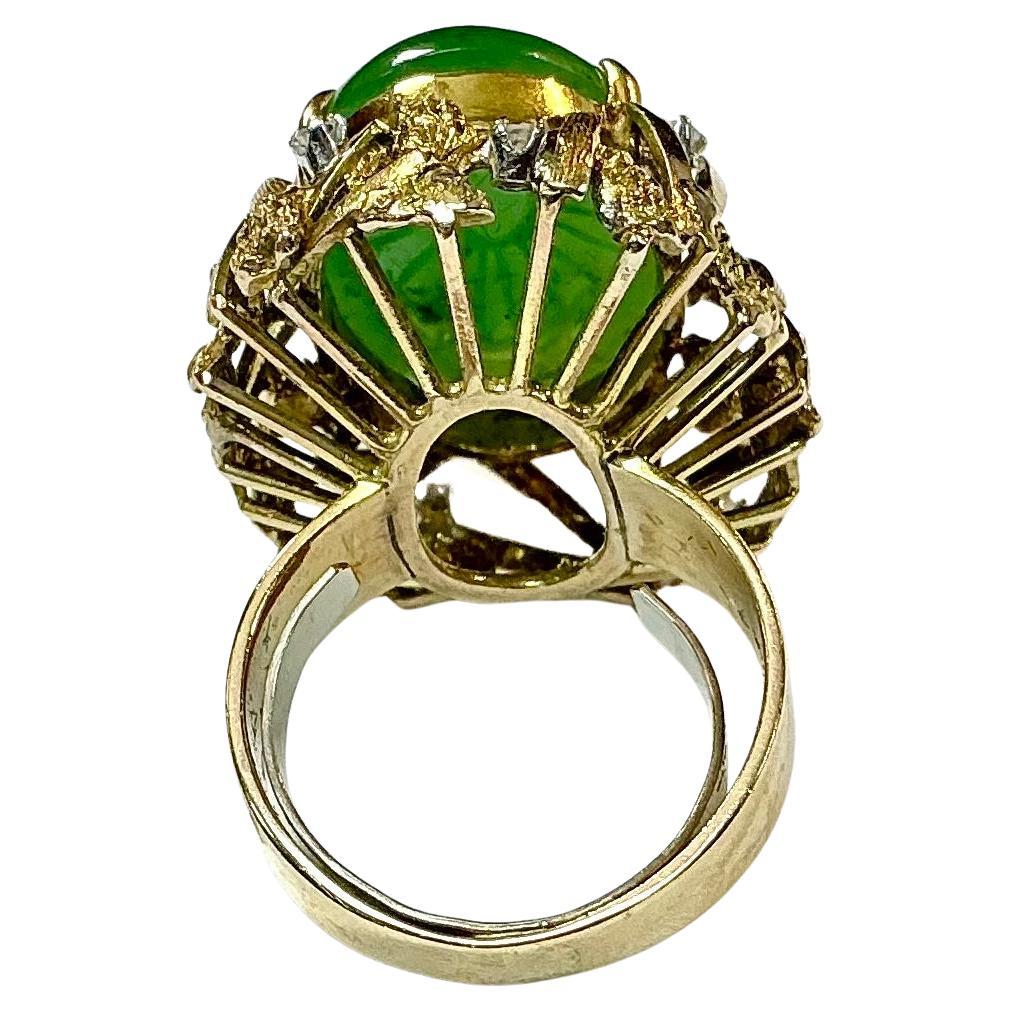 Modern Jade and Diamond Cocktail Ring, 14K Yellow Gold For Sale