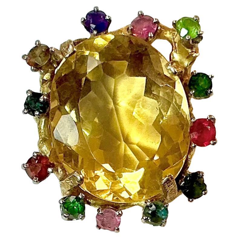 Bague en or jaune 18 carats avec citrine et plusieurs pierres précieuses d'environ 12 carats