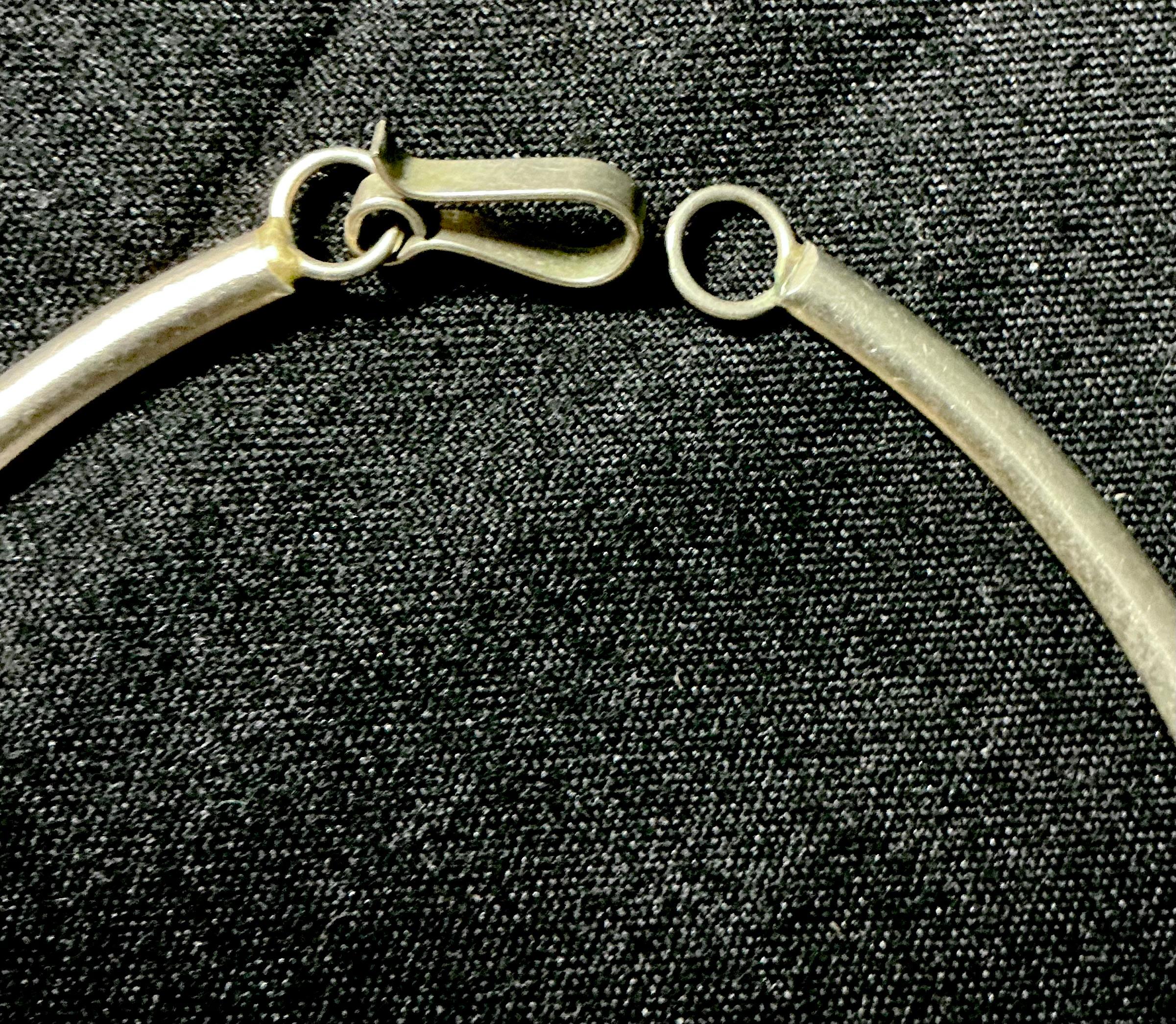 Collana con intarsio di alpaca messicano in argento sterling e turchese in vendita 2